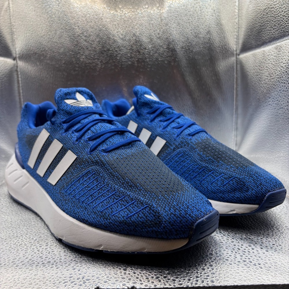 Size 10.5 Adidas Swift Run 22 Royal Blue Mens Knit Running Sneaker Shoes GZ3498